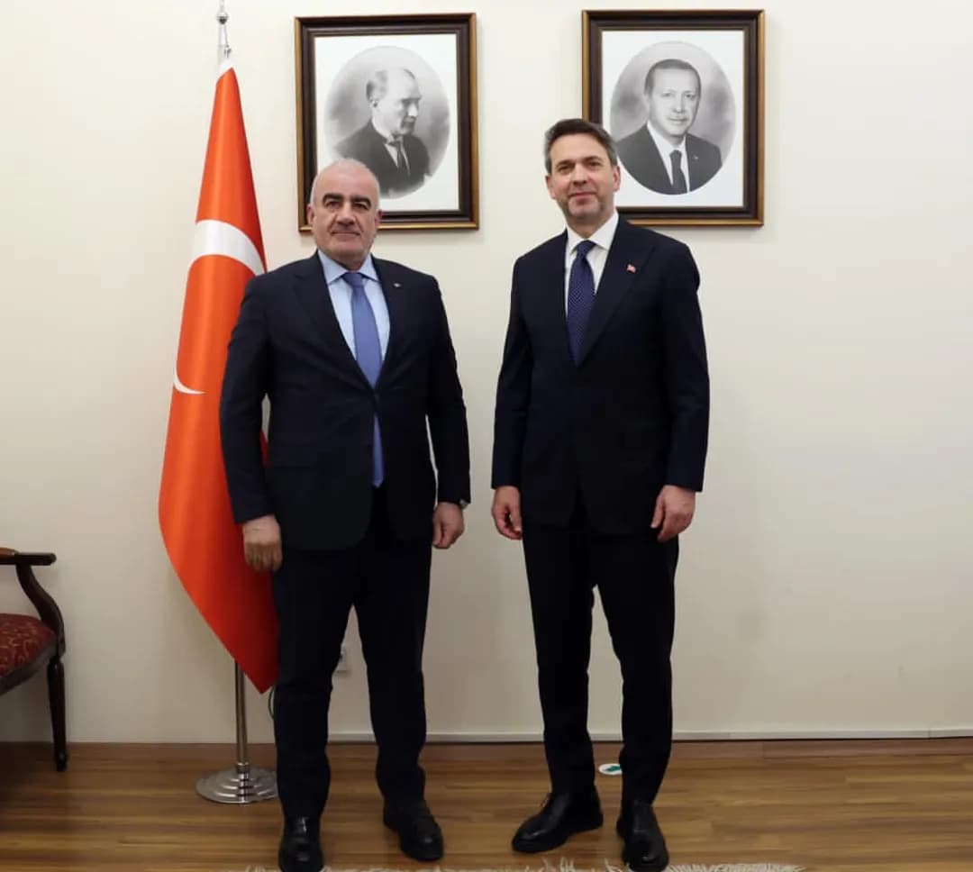Adıyaman İçin Kritik Zirve: Hüseyin Özhan’dan Bakan Bayraktar’a Enerji Ziyareti  — 2