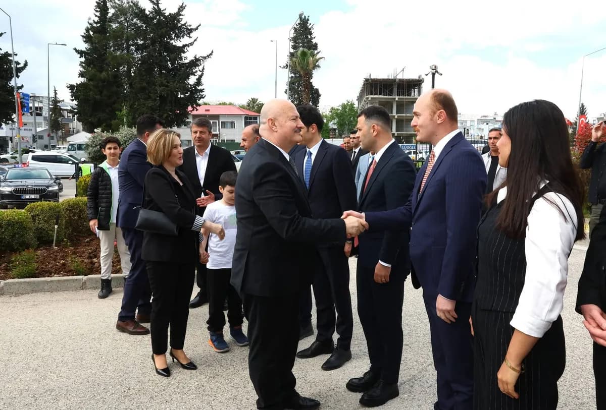 Adıyaman Valisi Göreve Başladı! İlk Mesajında Deprem Vurgusu ve Birlik Çağrısı — 3