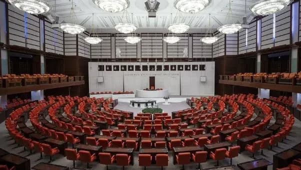 İçki firmalarına etkinlik yasağı ve yeni cezalar gündemde, Meclis'te kritik hafta — 2