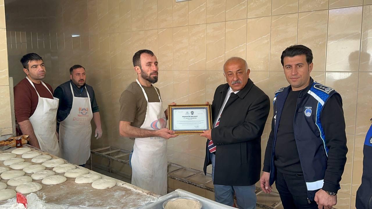 Adıyaman Belediyesi’nden Başarılı İşletmelere Teşekkür Belgesi
